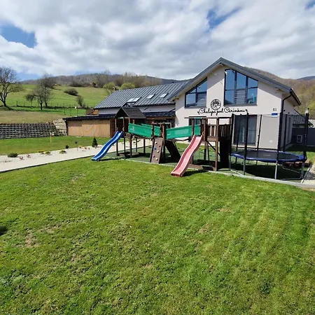 Pod Cárinkou Villa *